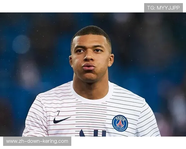 姆巴佩赛前荣耀加身荣获上赛季欧洲金靴奖彰显锋线王者风范